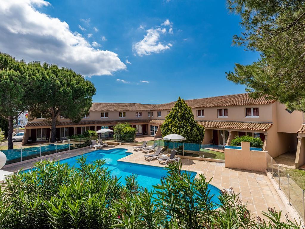 Artemia Aigues-Mortes - Hotel Avec Piscine Exteriör bild