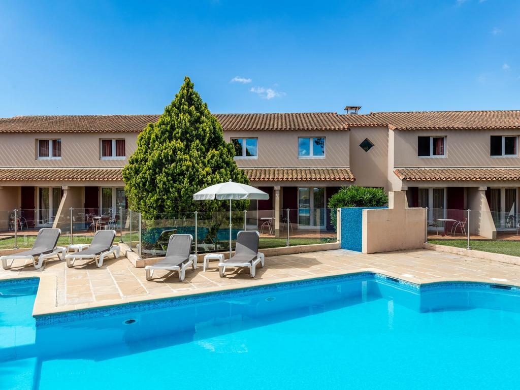 Artemia Aigues-Mortes - Hotel Avec Piscine Exteriör bild