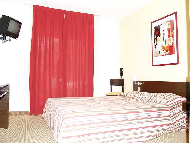 Artemia Aigues-Mortes - Hotel Avec Piscine Exteriör bild